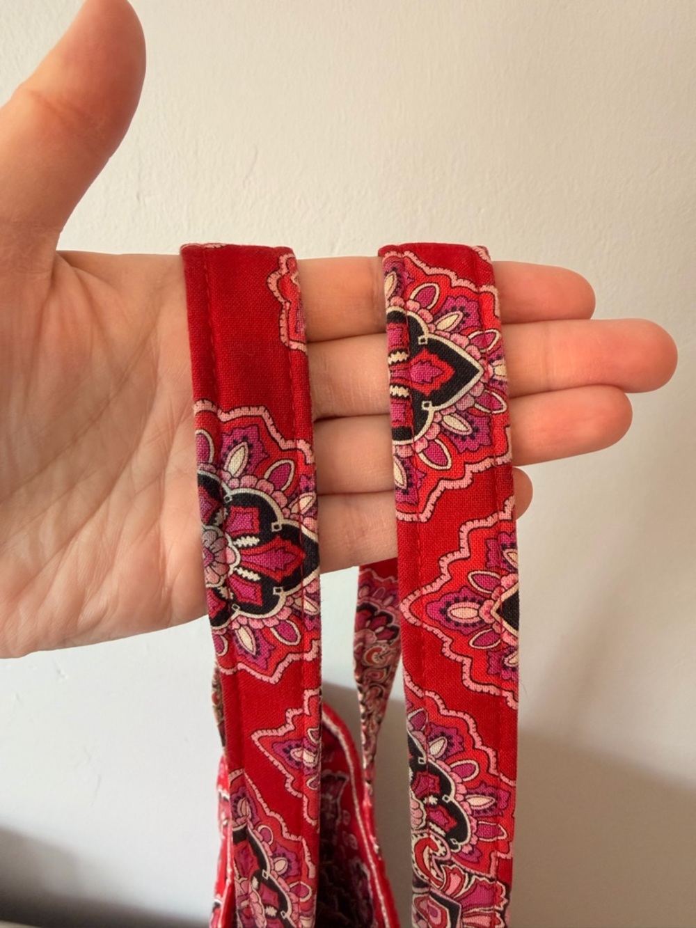 Vera Bradley Frankly Scarlet Tote Bag with Tortoise Shell Toggle - Picture 7 of 8